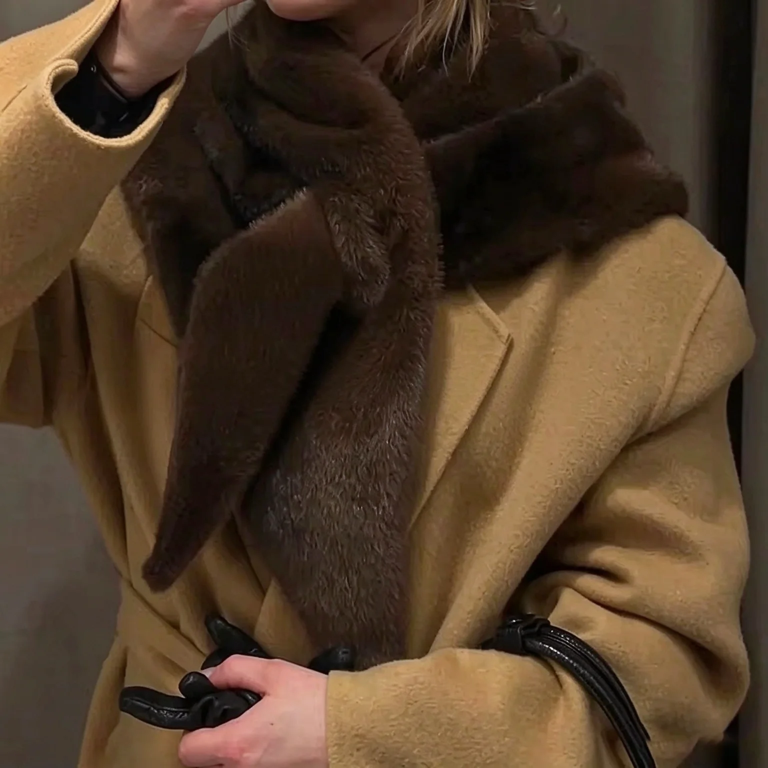 Women's 2026 faux fur scarf