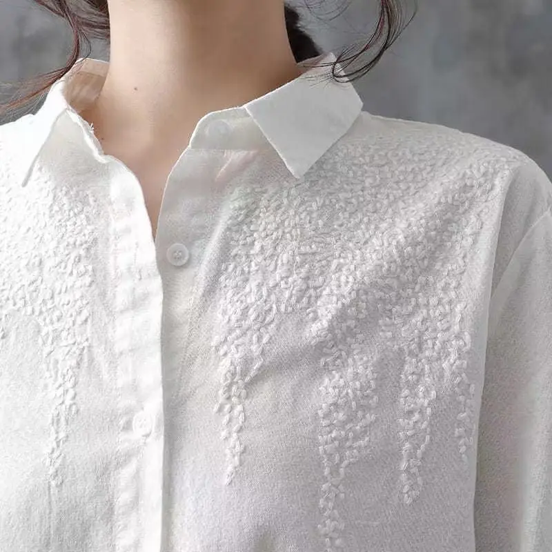 Pure Cotton Embroidered Shirt Women Loose Casual Retro Literary 2025 Spring and Autumn New Long-sleeved White Shirt Chic Top