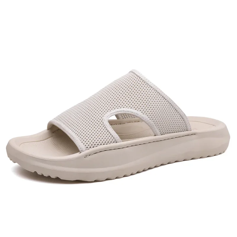 

Новые летние сетчатые тапочки для мужчин, модные повседневные дизайнерские легкие пляжные туфли, мужские однотонные нескользящие тапочки, мужские туфли