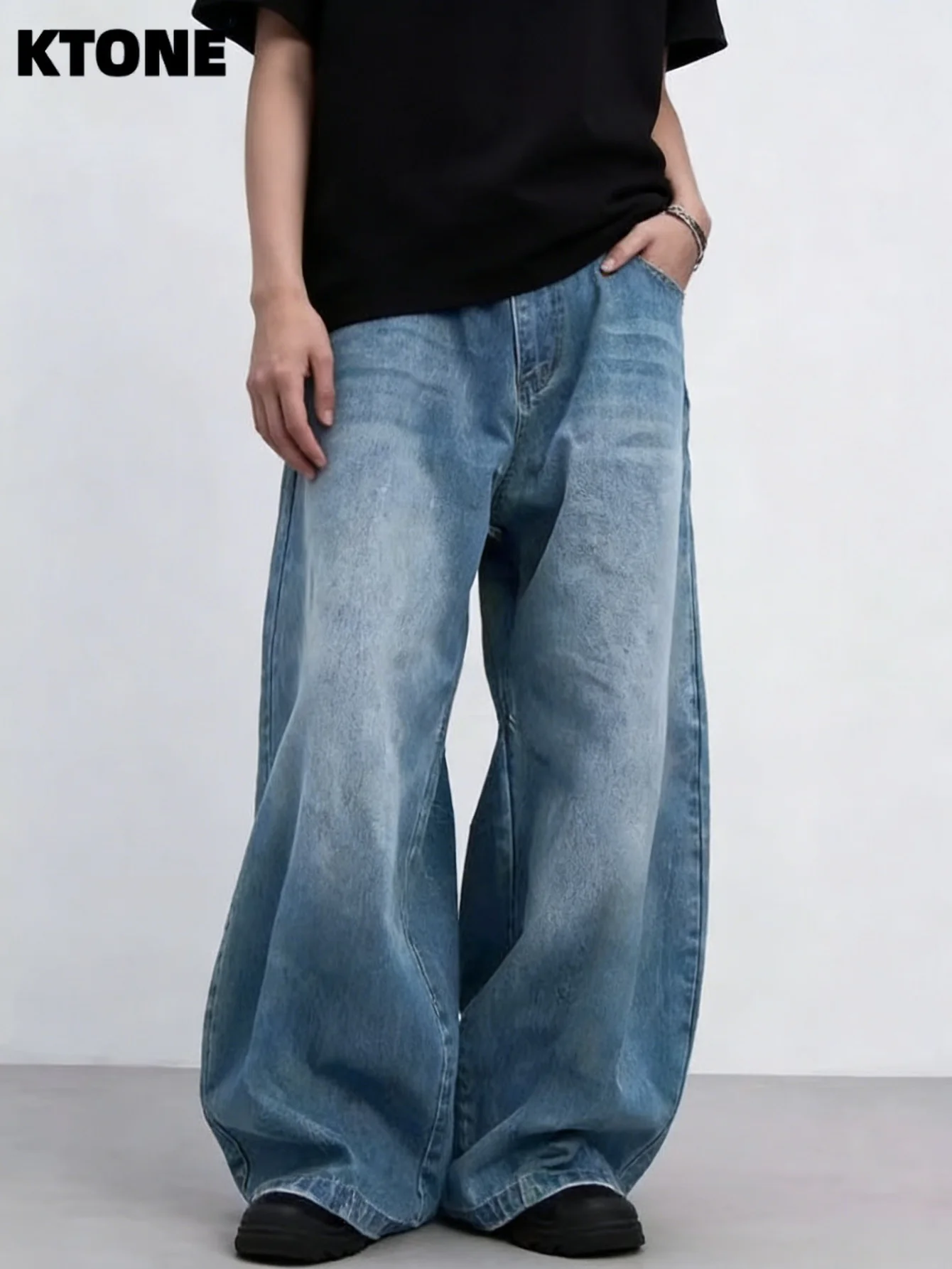 

Men's Loose Blue Jeans For Man Loose Fit Original Design Streetwear Pants No accessories or belts included