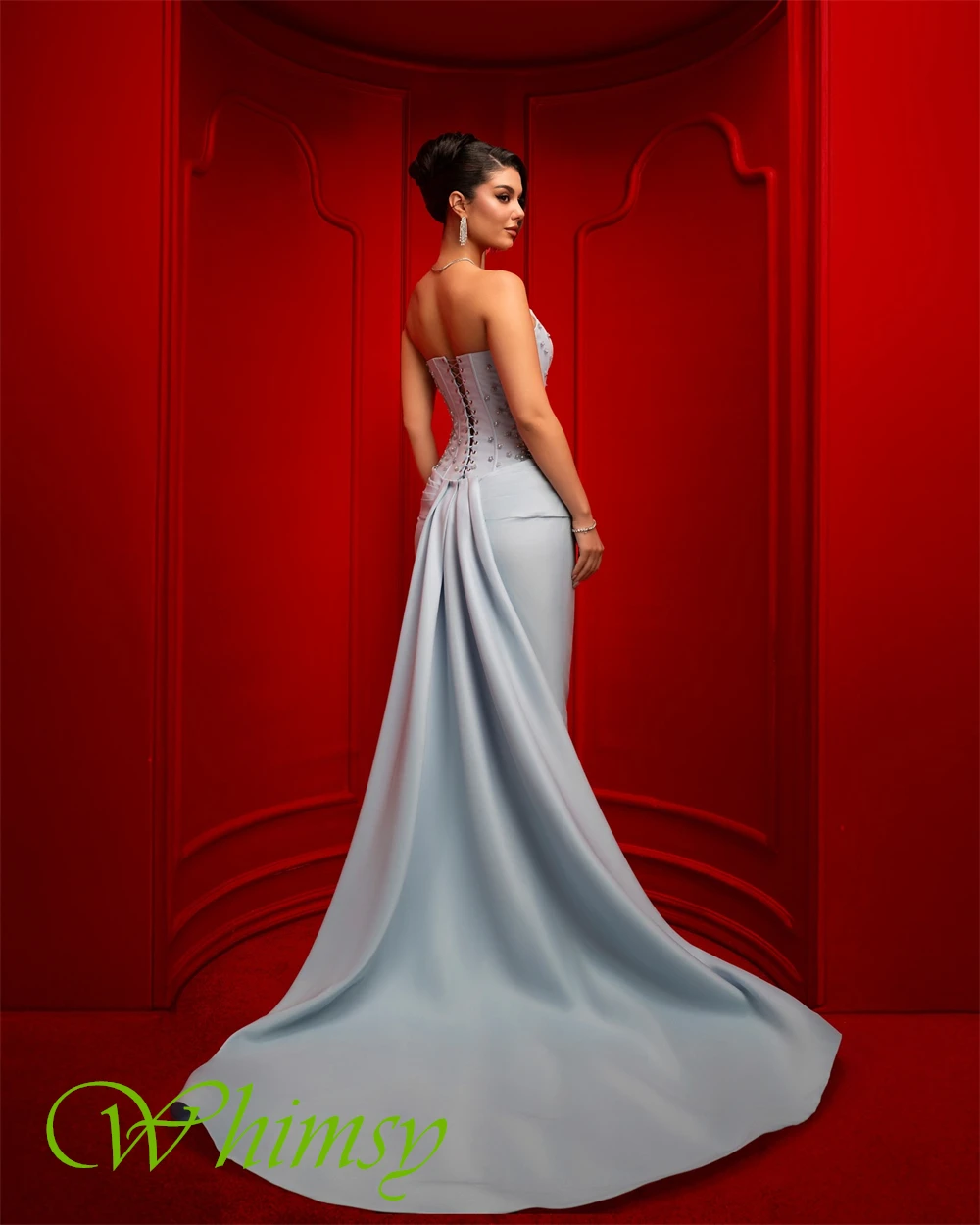 فستان سهرة رائع مخصص بدون حمالات بدون أكمام، فساتين حورية البحر الفاخرة لحفلات العودة للوطن، فساتين مناسبة مخصصة من الكريستال اللامع