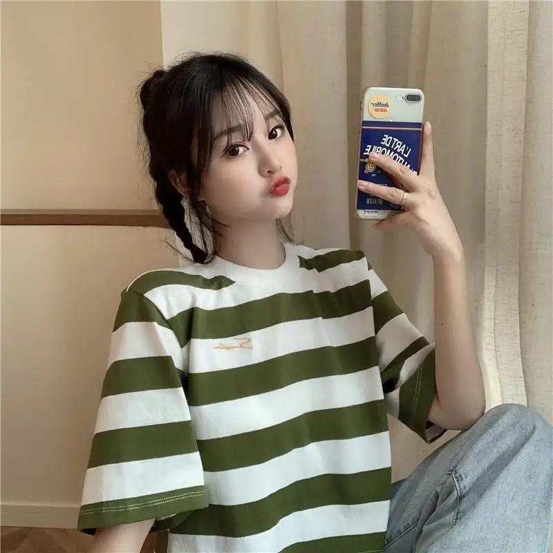 

Summer 2024 new style striped salt short sleeved T shirt for female students Korean version loose casual versatile short top y2k