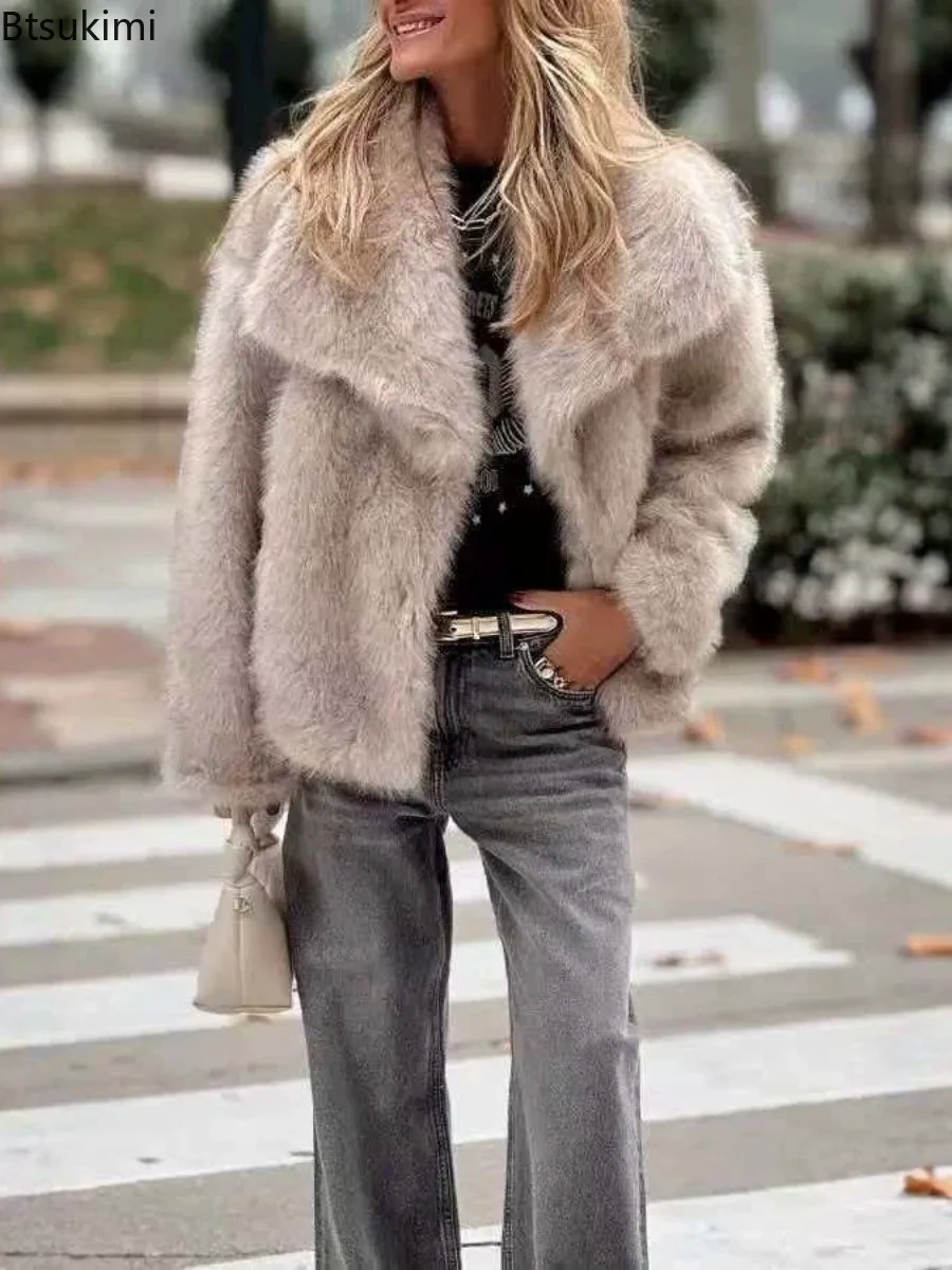 New Women Loose Fit Faux Fur Short Coat Wide Lapel Long Sleeve Plush Warm Jackets Winter Daily Street Luxurious Teddy Outerwear
