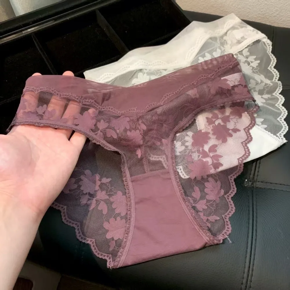 

Thin Mesh Lace Flower Panties Low Waist Breathable French Style Briefs Transparent Lace Briefs Lady