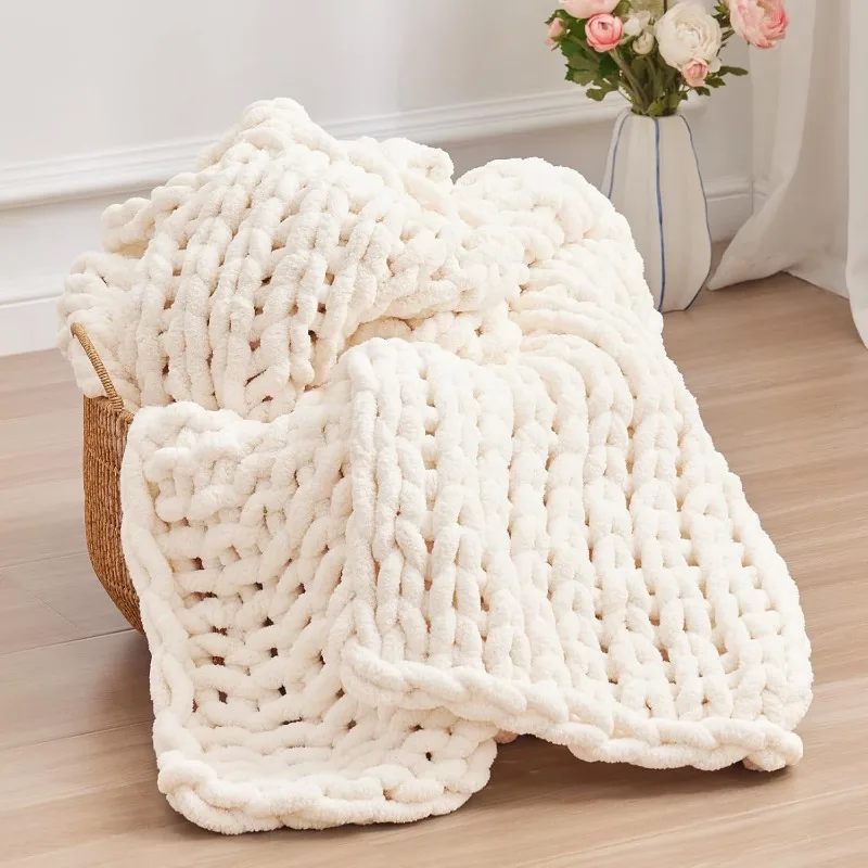 Chunky Knit Throw Blanket, Crochet Blanket Big Thick Blanket, Machine Washable Cute Comfy Blanket for Home Decor