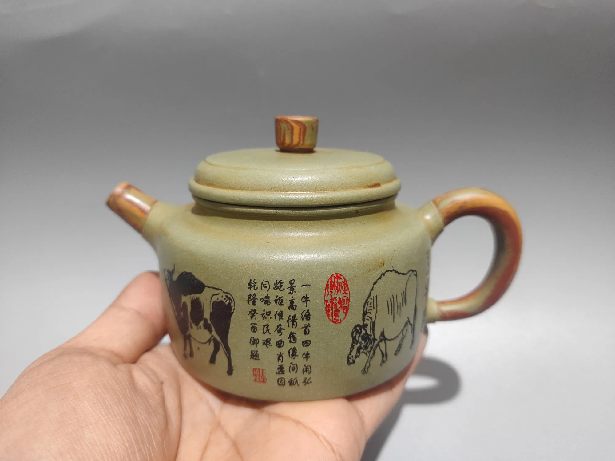 Yixing Purple Clay Teapot German bell shaped teapot Two tone teapot Five Ox Pattern Pot Kettle Teapot Flagon Amass wealth