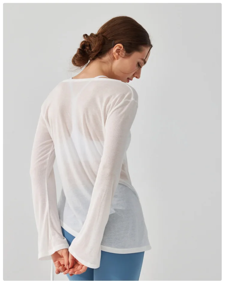 Sporttop mit Kordelzug und Falten für Damen, locker geschnitten, langärmelig, hüftbedeckend, unregelmäßiger Schnitt, geeignet für Pilates, Fitness und Yoga. – Detail 2