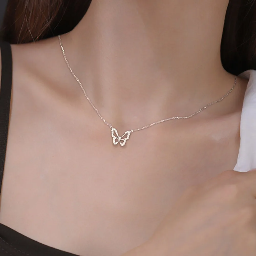 

Light Luxury Butterfly Necklace Women's 2025 New Collarbone Chain Design Pendant Fashion Commuter Neck Chain