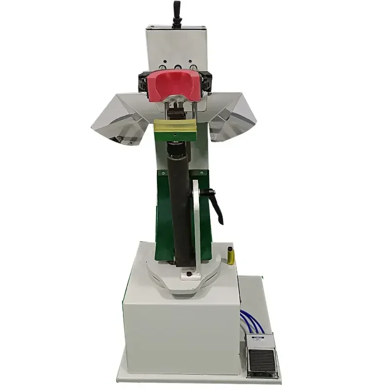 

Ручной тип машины для длительного изготовления боковой части обуви. Машина для изготовления на талии для спортивной обуви.