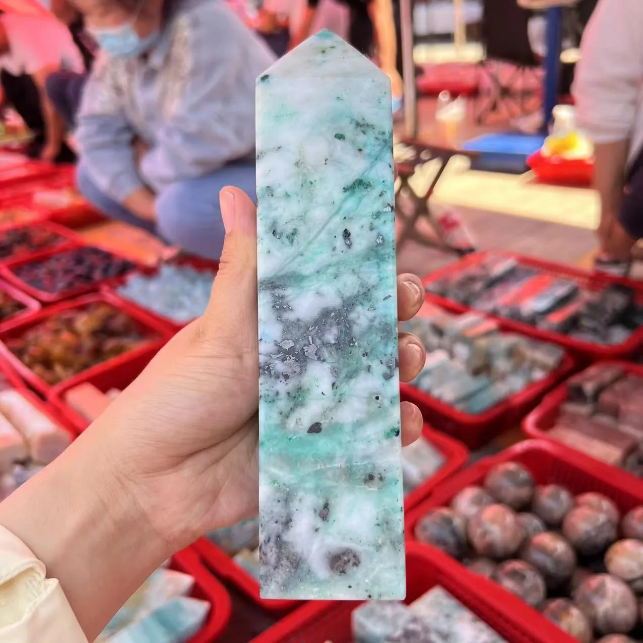 

900-1000g big size Natural Fynchenite Crystal Point Healing Energy Stone Reiki Obelisk Crystal Wand Green Ornament