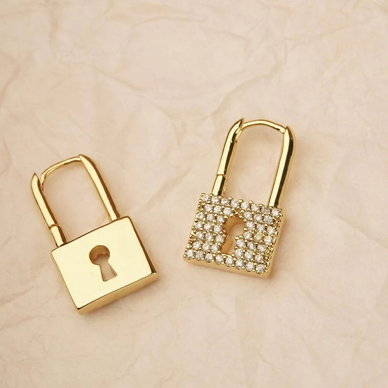 Huitan Luxury Lock Hoop Earrings for Women Sparkling CZ Huggie Earrings Noble Statement Jewelry Party Wedding Accessories