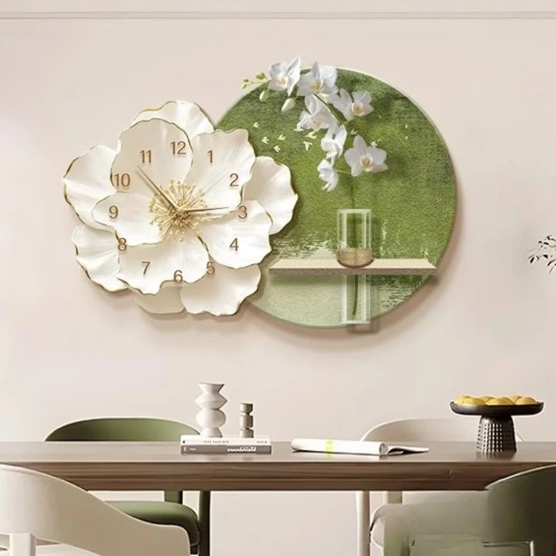 Modern Decoration Clock Luxury Wall Clocks Wall Art Elegant Clocks Living Room Trendy Watch with Light Aesthetic Interior Items