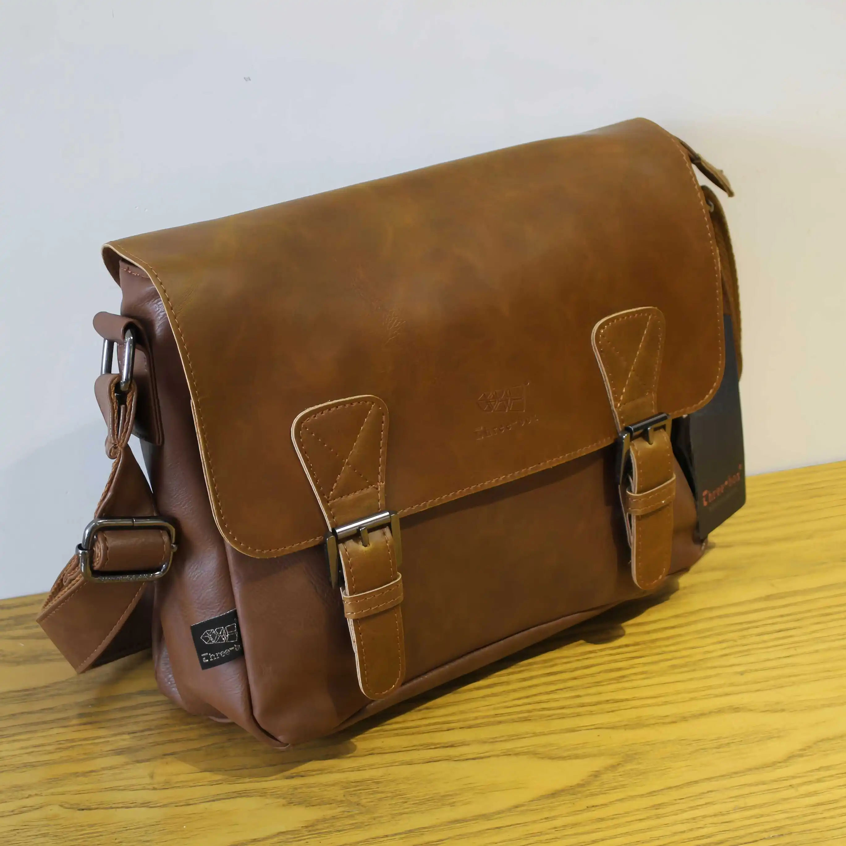 Trendy Leather Men's Crossbody Bag Casual Shoulder Bag Street Style Retro Backpack Soft PU Material Street Fashion Brand