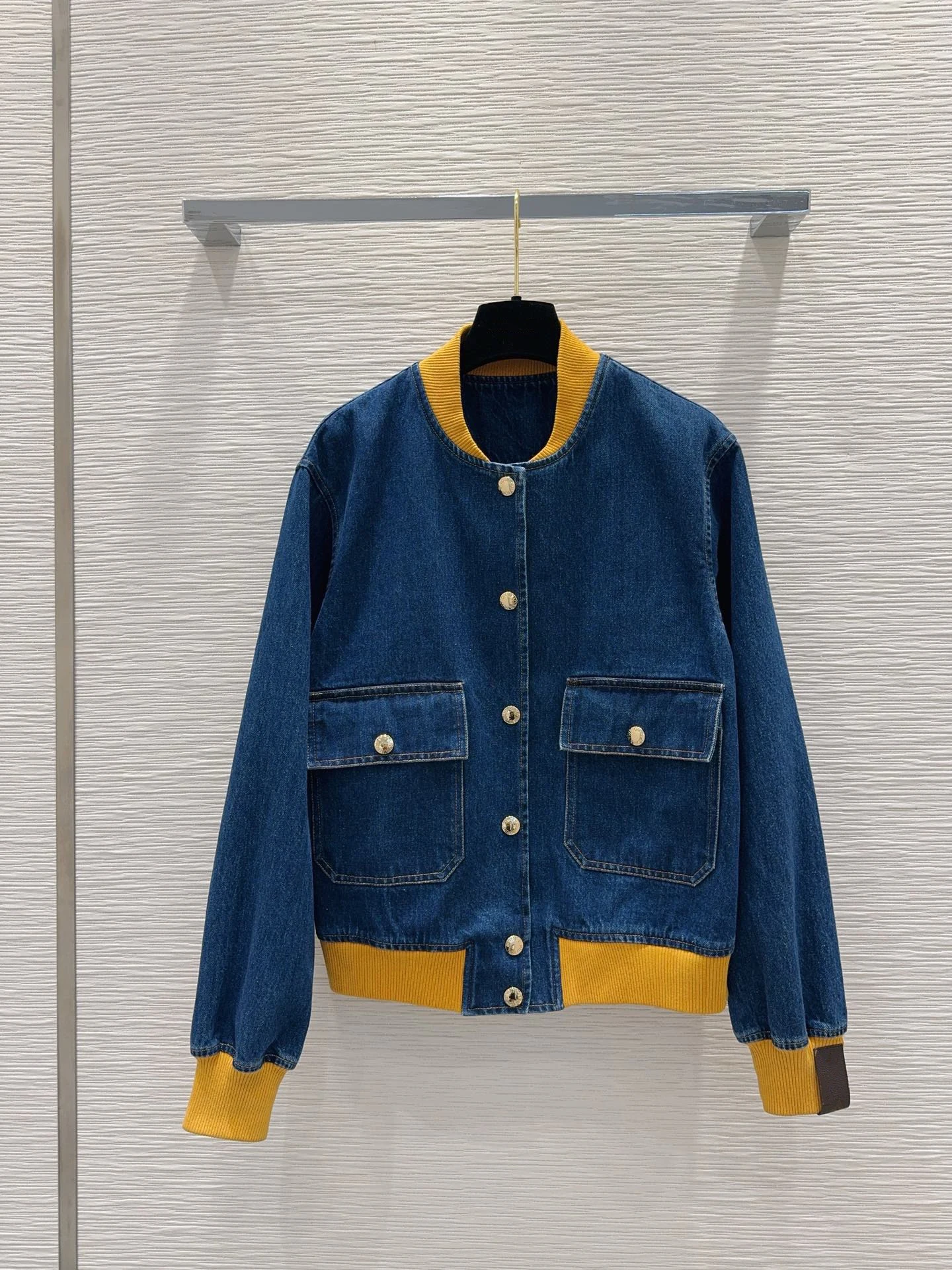 

EVACANDIS High Quality Women Vintage Denim Cotton Single Breasted Hit Color Coat Chic Casual Long Sleeve Streetwear Solid Tops