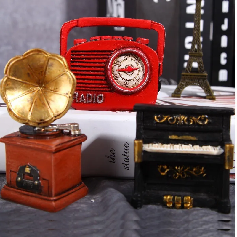 1Pc Retro Nostalgic Resin Crafts Home Decoration Mini Ornaments Photography Props Cameras Pianos and Phonographs