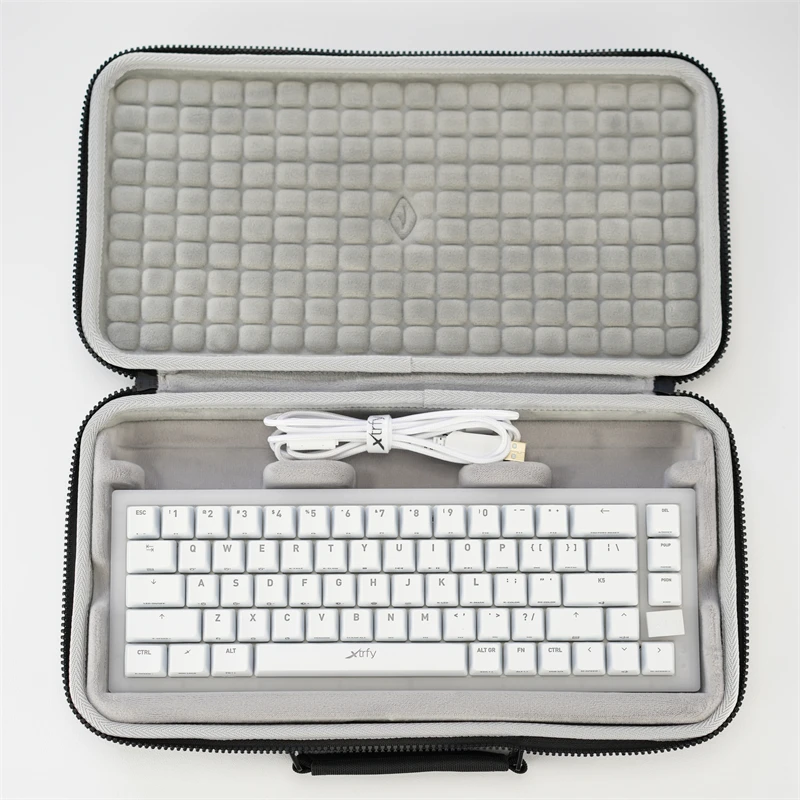 Carrying case for CHERRY XTRFY K5 keyboard