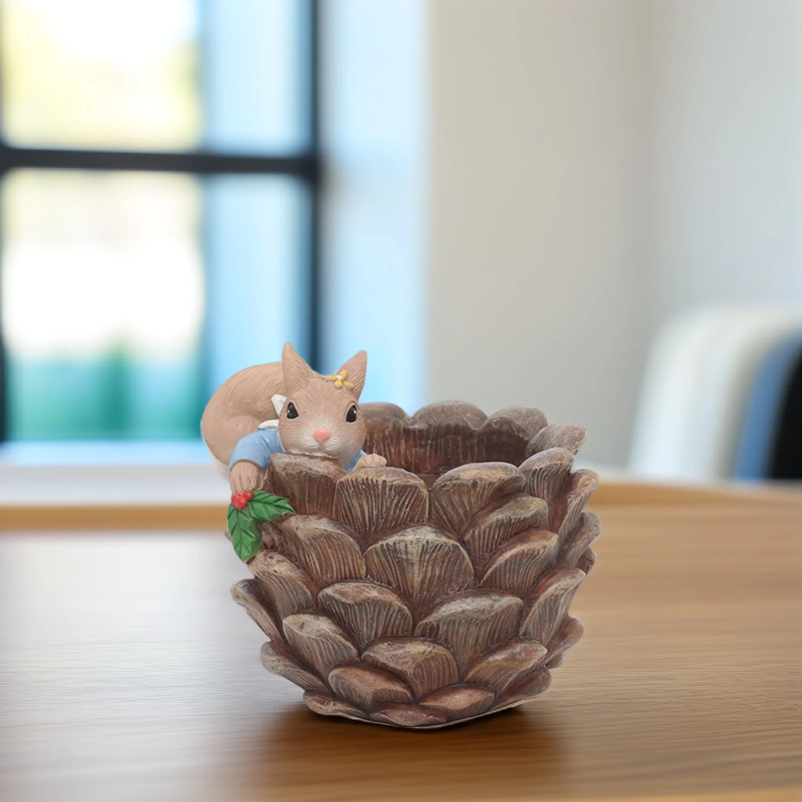 

Resin Cartoon Squirrel Flower Pot Pine Cone Succulent Cactus Planter Indoor Home Flower Pot Fashion Artistic Desktop Decoration