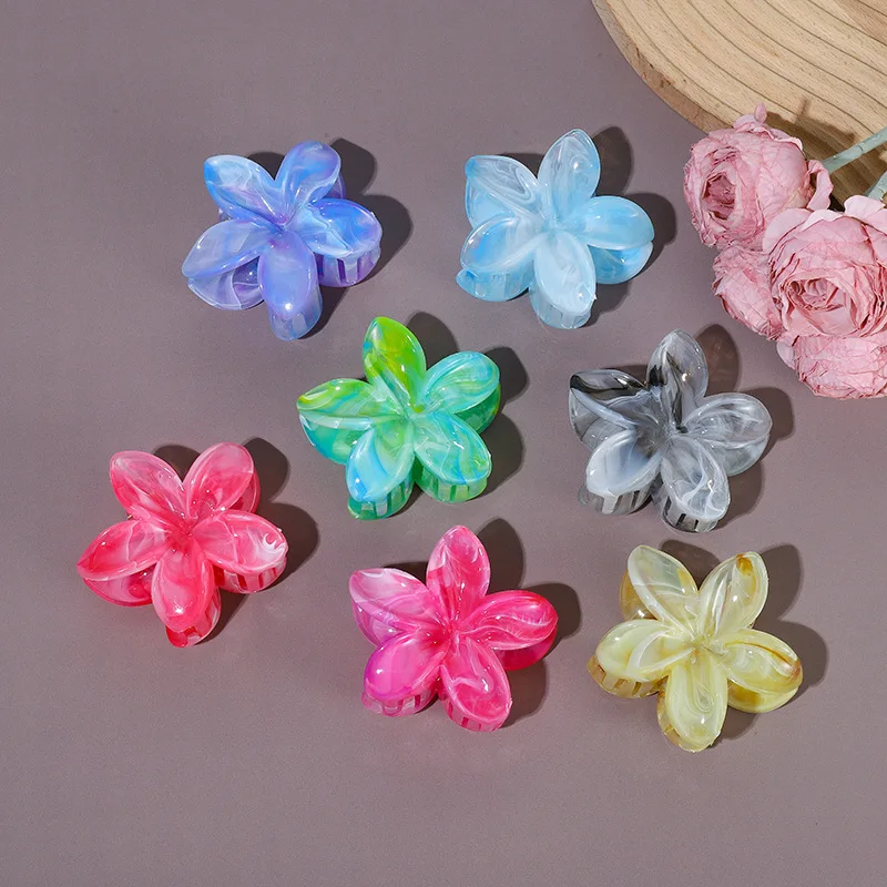 

Color Egg Flower Hair Clip for Women Posterior Occipital Summer Watercolor Blended Hair Clamp with Elegant Hair Accessories