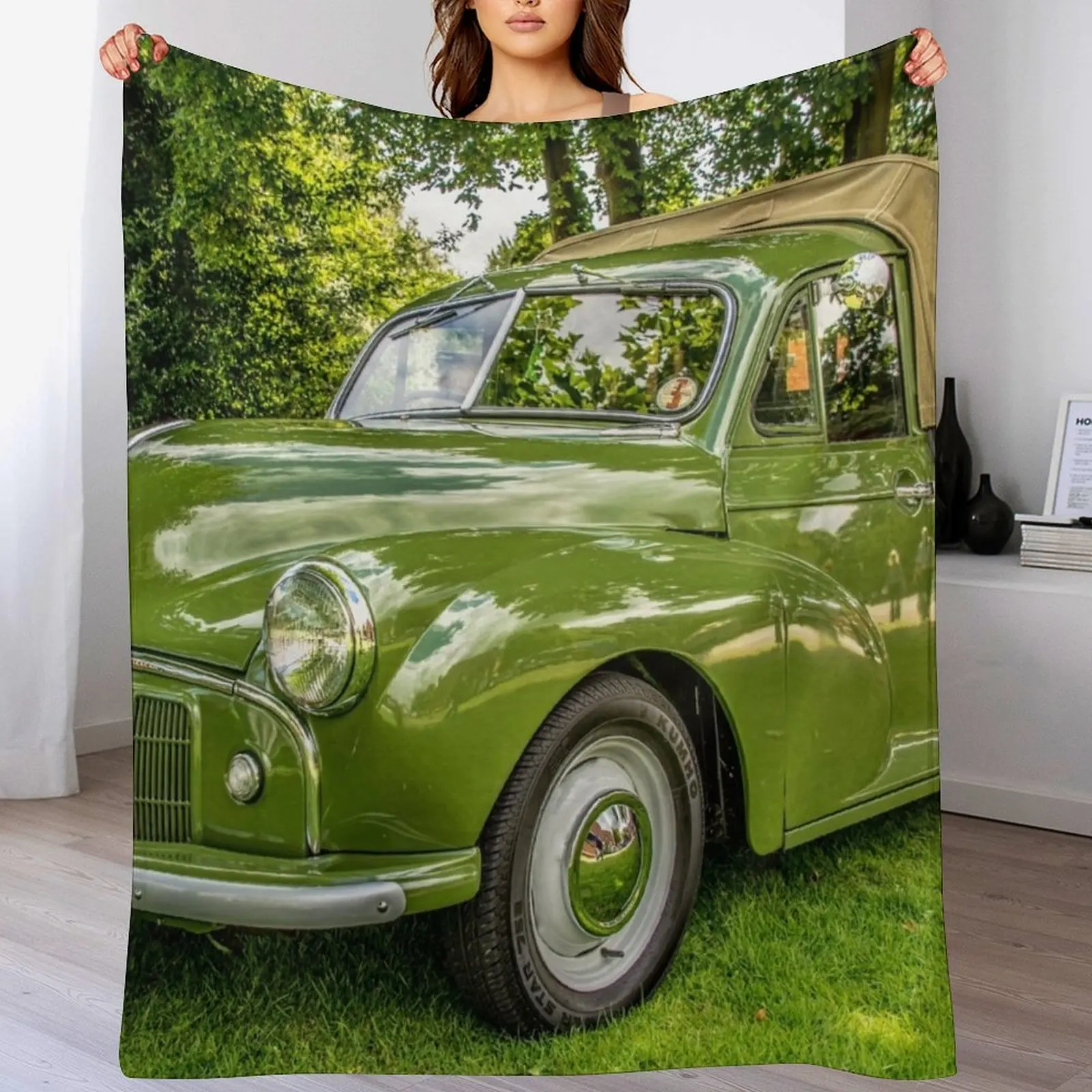 #99 Morris Minor Van Throw Blanket Luxury Thicken Single Blankets