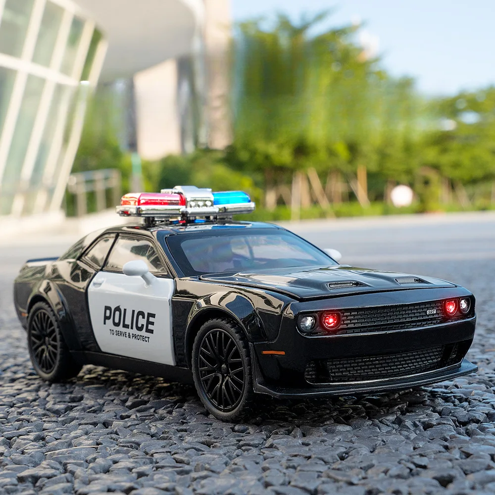 

Simulation 1:32 Hellcat Alloy Police Car Model Ornament Children's Toy Wholesale One Piece Delivery
