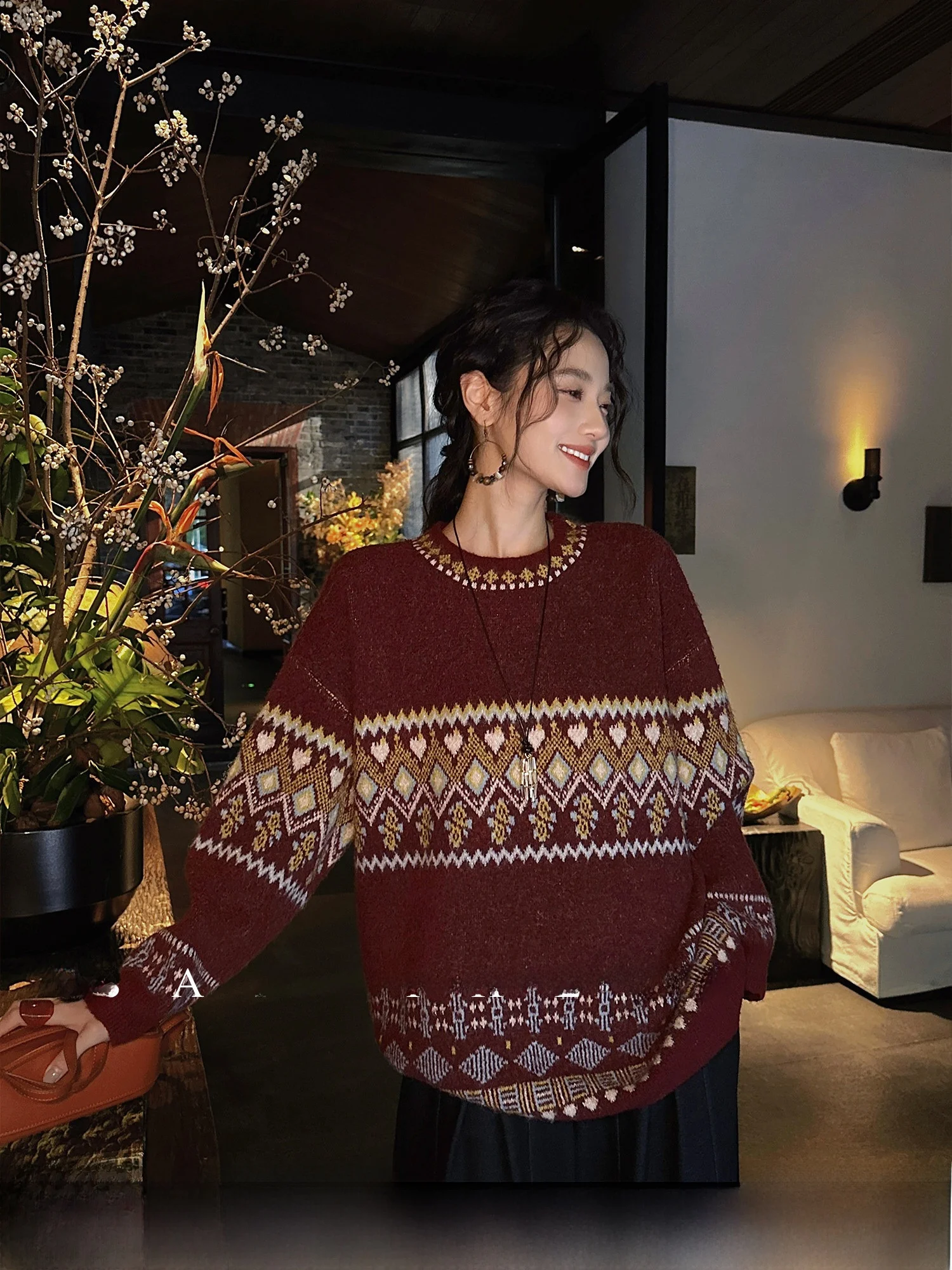 

Sanji Bla Flower Knitted Large Sweater Women's round Ne Winter High-End Feel Commute Sle Pure Online S Fing Heated