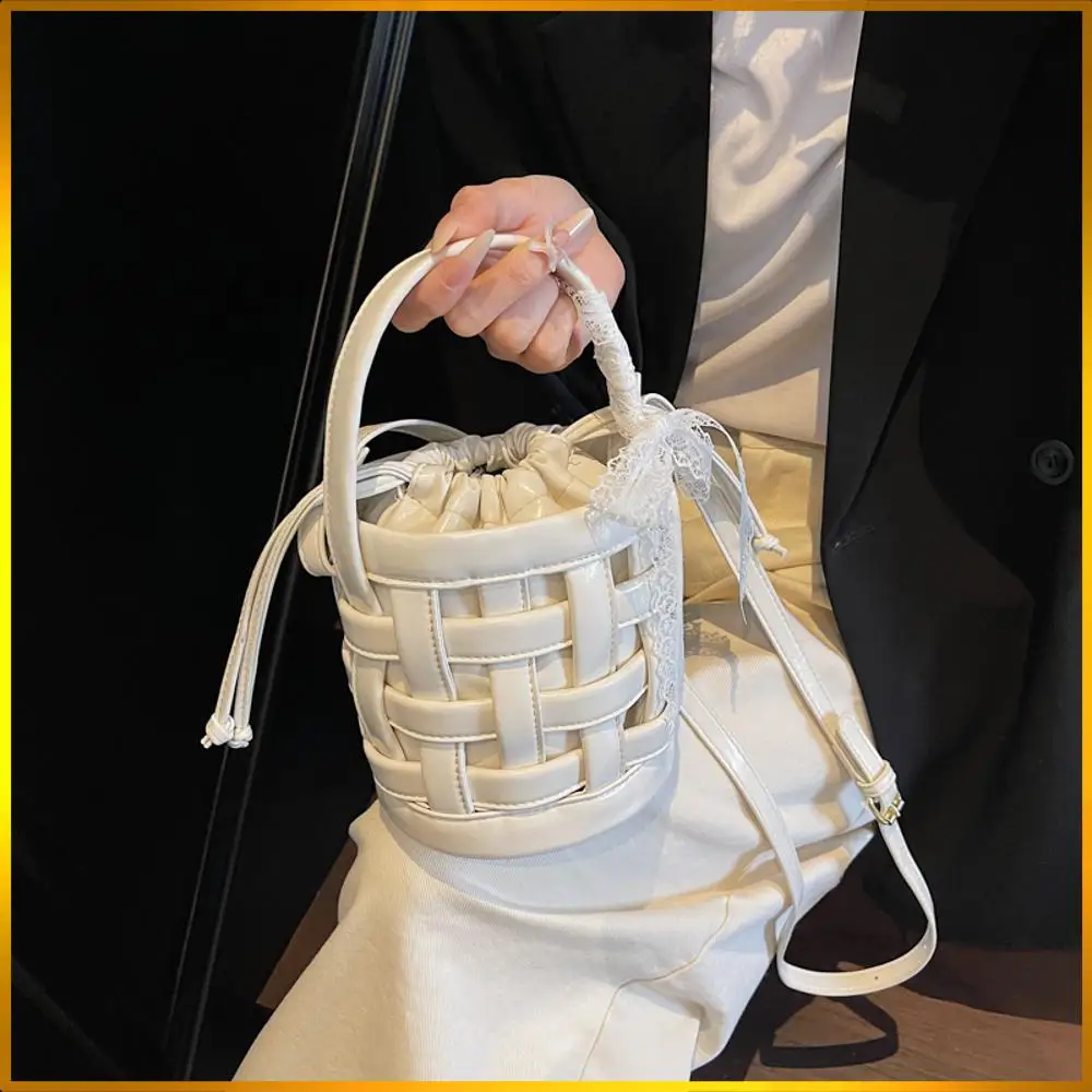 

Women PU Woven Bucket Bag Fashion Shoulder Bag Large Capacity Drawstring Crossbody Bag Simple Messenger Bag Chic Hobo Bag