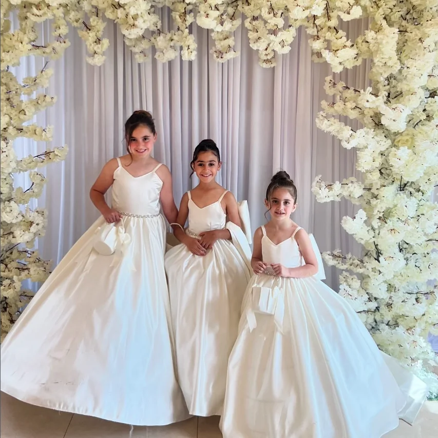 Beautiful Satin White Baby Flower Girl Dresses Backless Bow Back Birthday Wedding Gifts Party First Communion Dresses