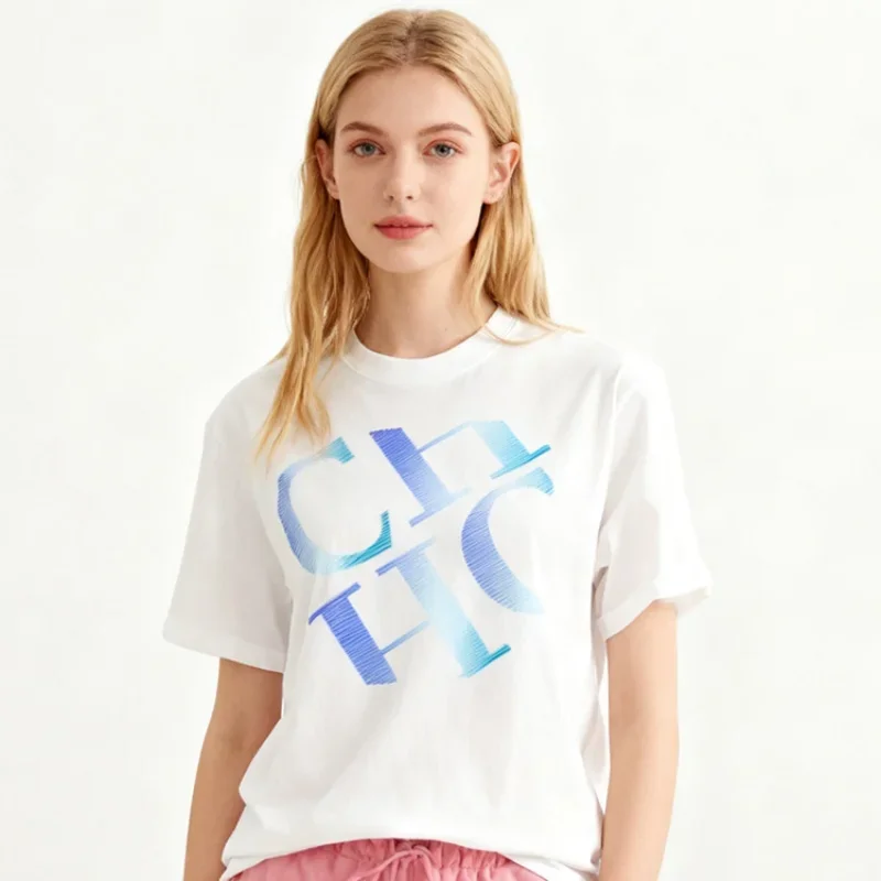 

CH Fashion Men's and Women's T-shirts With Unique Gradient Letter Printing ComfortableCasual and Fashionable Street Style T-shir
