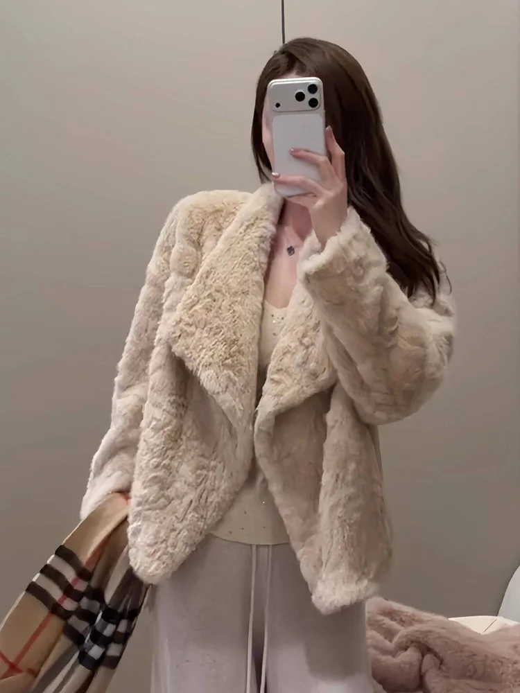 الوردي فو الأرنب الحلو معطف المرأة أنيقة طويلة الأكمام الدافئة الشتاء سترة خمر الكورية لطيف لينة فو الفراء عالية الجودة القمم جديد