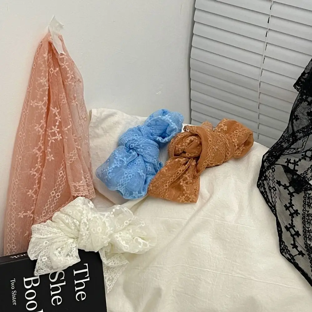 ผ้าพันคอลูกไม้สไตล์เรียบง่ายสไตล์ฝรั่งเศสผ้าพันคอแฟชั่นน่ารักผ้าโพกหัวสามเหลี่ยมขอบสายรัดที่รัดผมสำหรับเด็กผู้หญิง