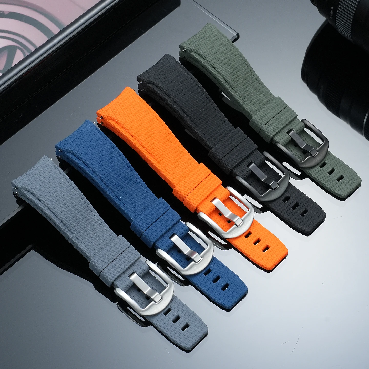 21mm Curved Quick-Release FKM Strap (Waterproof and Sweat-Resistant) for Citizen, Longines, and IWC Watches (20mm and 22mm)
