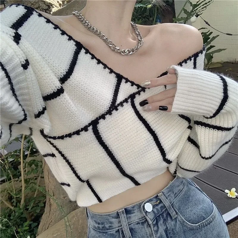 Off Shoulder Gestreepte Trui Koreaanse Mode Gebreide Truien Slanke Sexy Gyaru V-Hals Pullovers Elegante Vrouwelijke Trui Retro