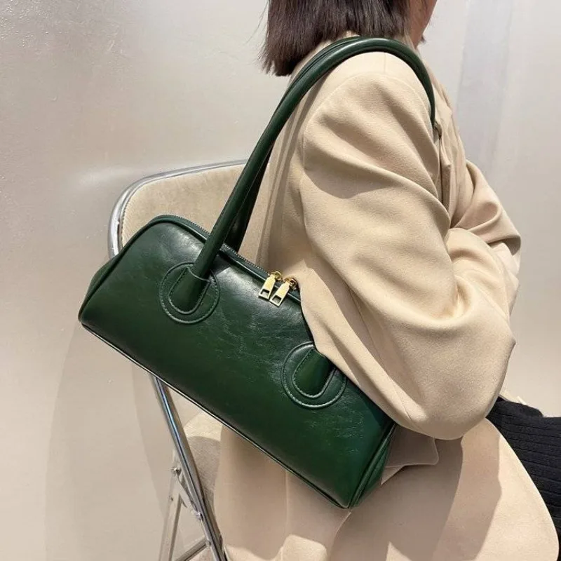 Autumn and Winter Bags, New Trendy Bags, Women's Handbags, Fashionable and Versatile Shoulder Underarm Pretty High-end Handbags.