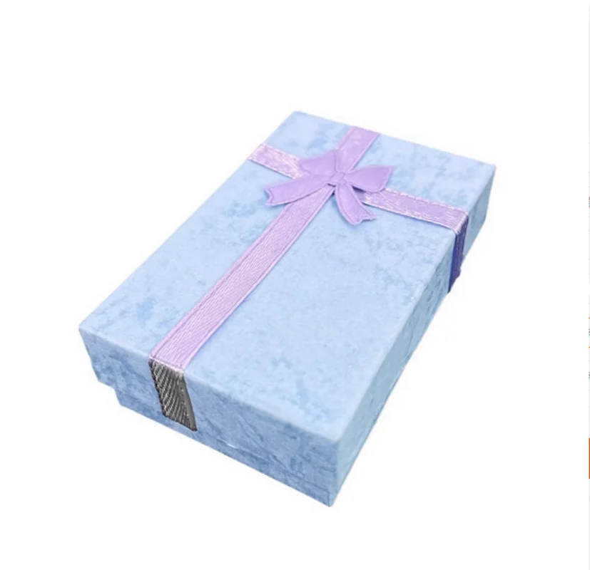 Подарочная-коробка-для-ожерелья-брелка-браслета-кольца-или-комплекта-ювелирных-изделий