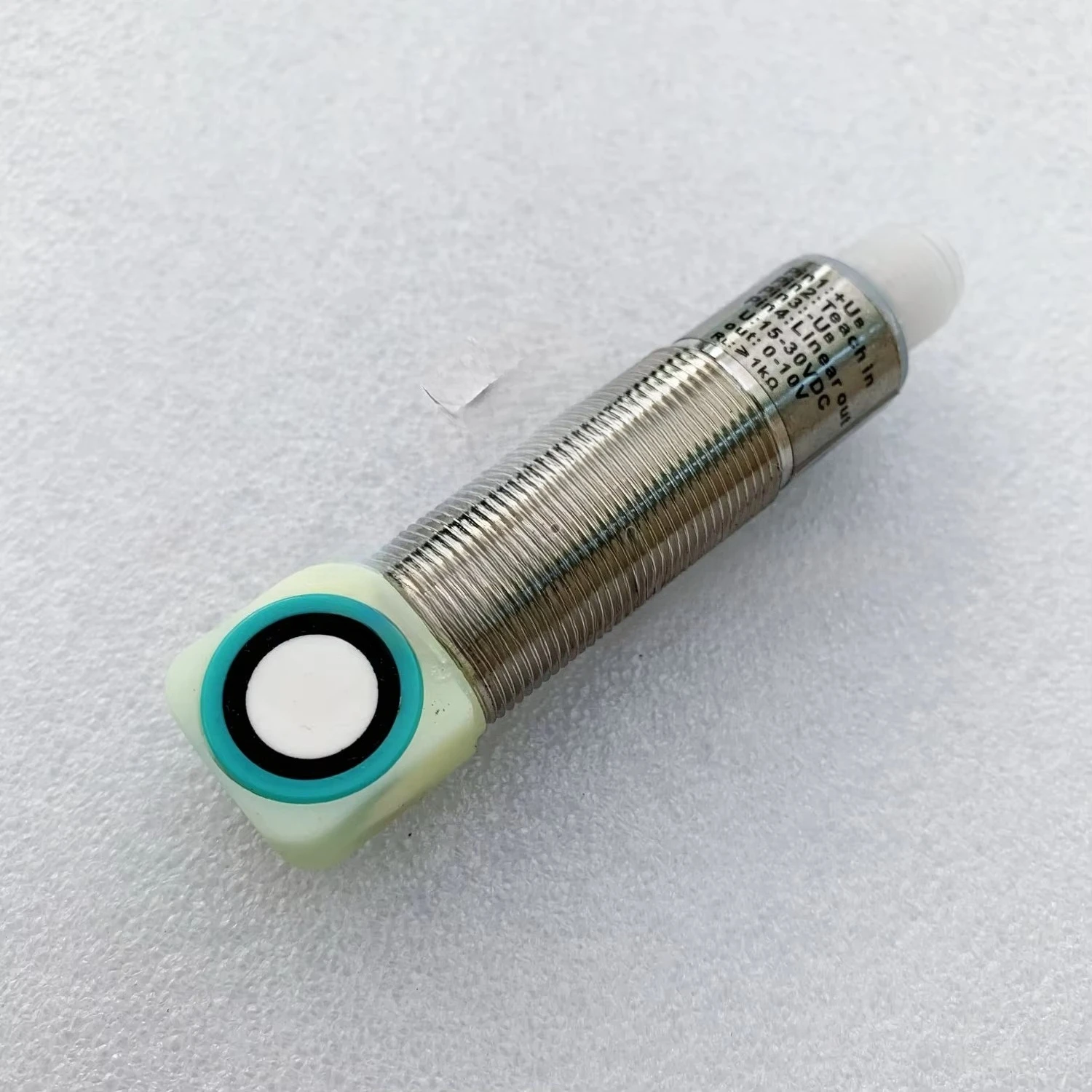 Sensor Berkualitas Tinggi P1227850 UB300-18GM40A-U-V1 Sensor Ultrasonik HB72-52 Kontrol Level untuk Suku Cadang Mesin Cetak Offset KBA 106