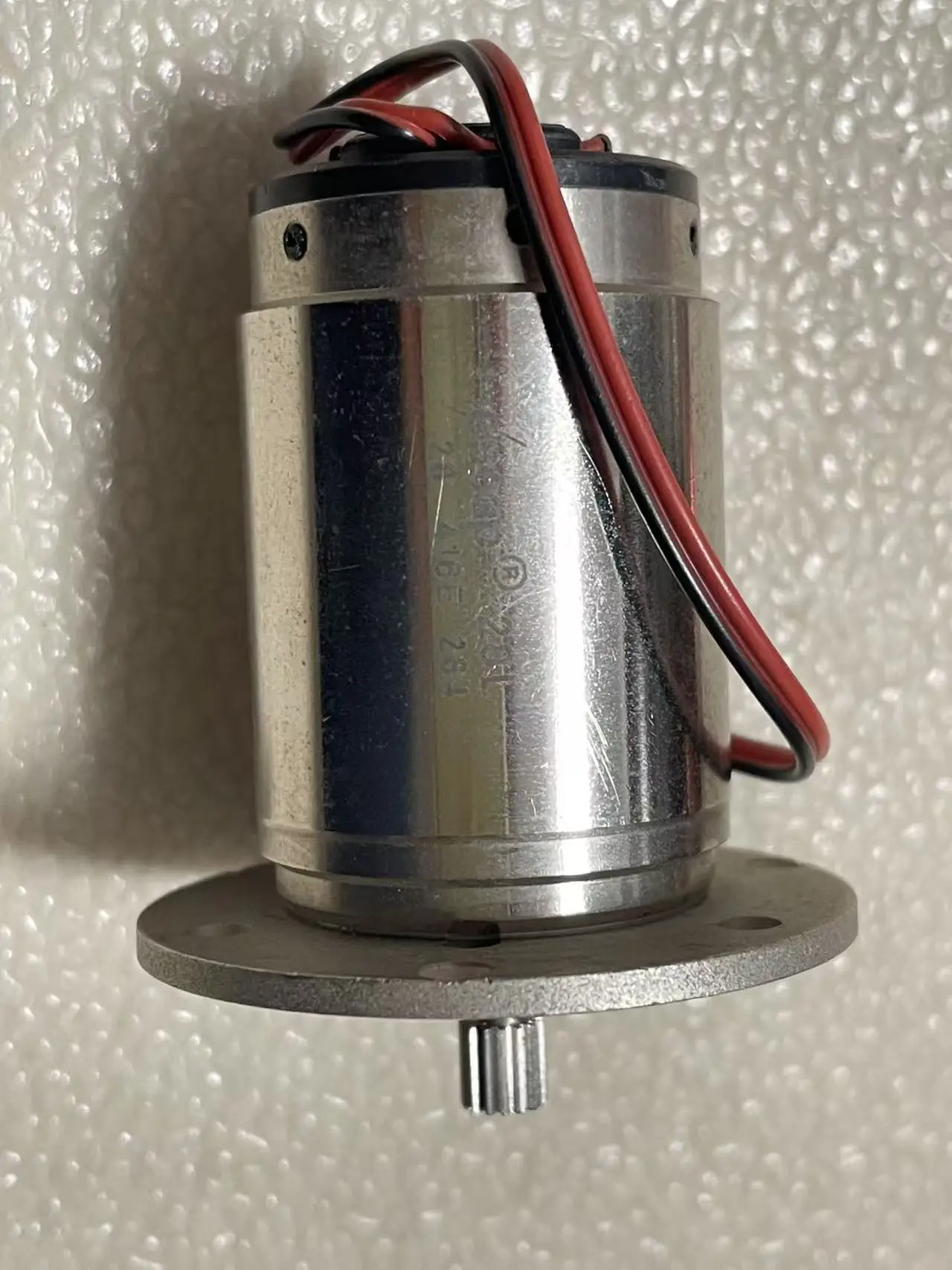 

New 28L-28-416E.49motor