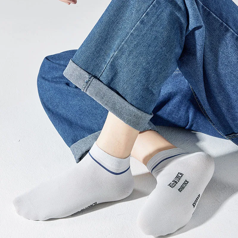 Dreamlikelin 5 زوج/وحدة جوارب رجالية للفصول الأربعة مطبوع عليها حروف جوارب رياضية قابلة للتنفس جوارب أنبوبية متوسطة