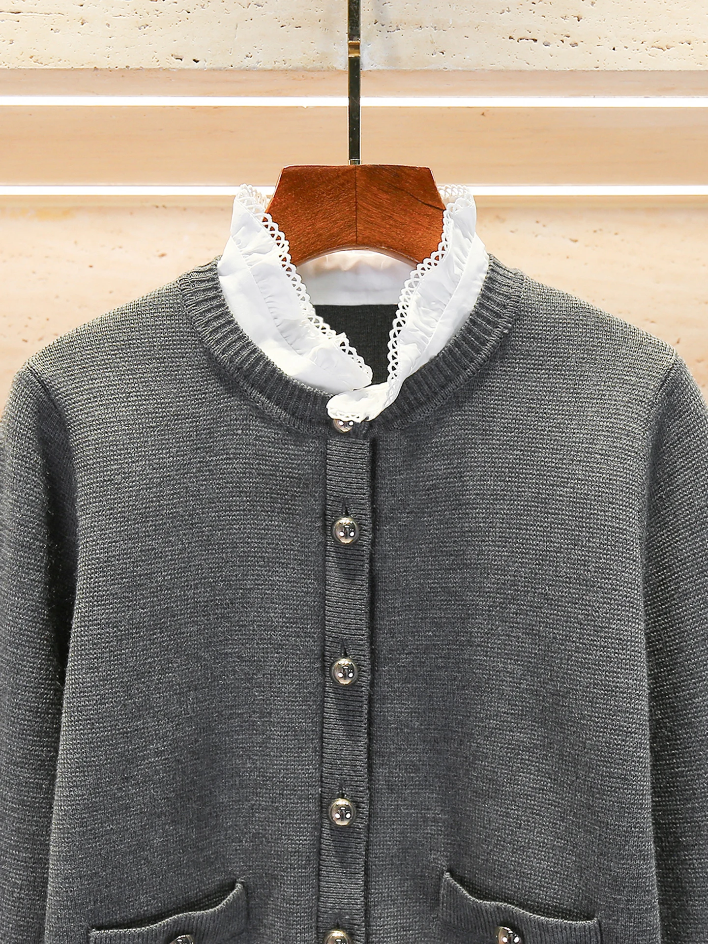 Cárdigan de Punto de Alta Gama para Mujer S Home Nan You con Ribete de Encaje, Nuevo Diseño Otoño 2025, Estilo Casual para el...