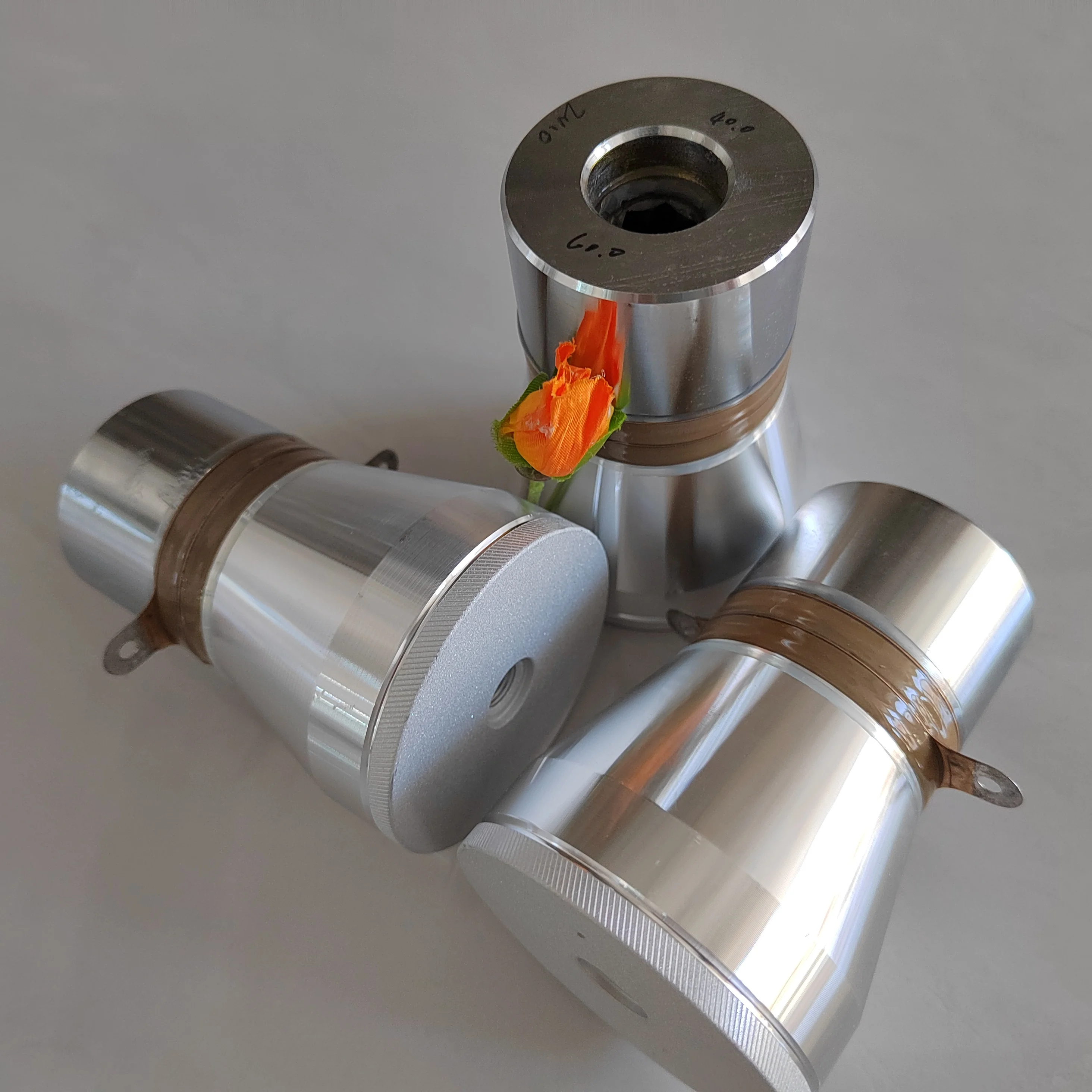 Different Frequency Ultrasonic Piezoelectric Power Transducer For Cleaning