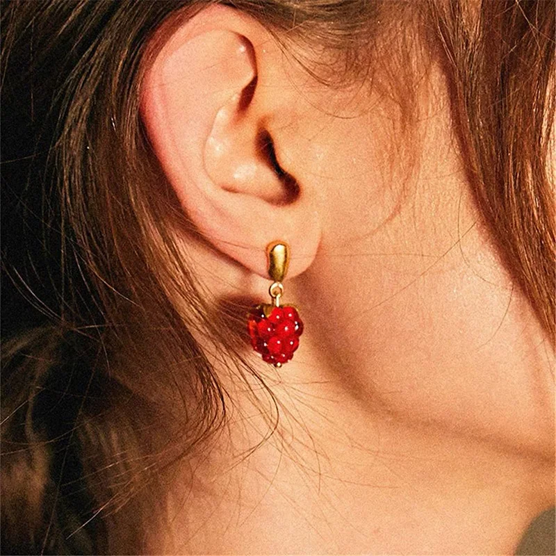 Boucle D’oreille Femmes Style Fashion Strawberry Pendant Earrings For Women Girls Wear Jewelry Accessories Серьги Женские