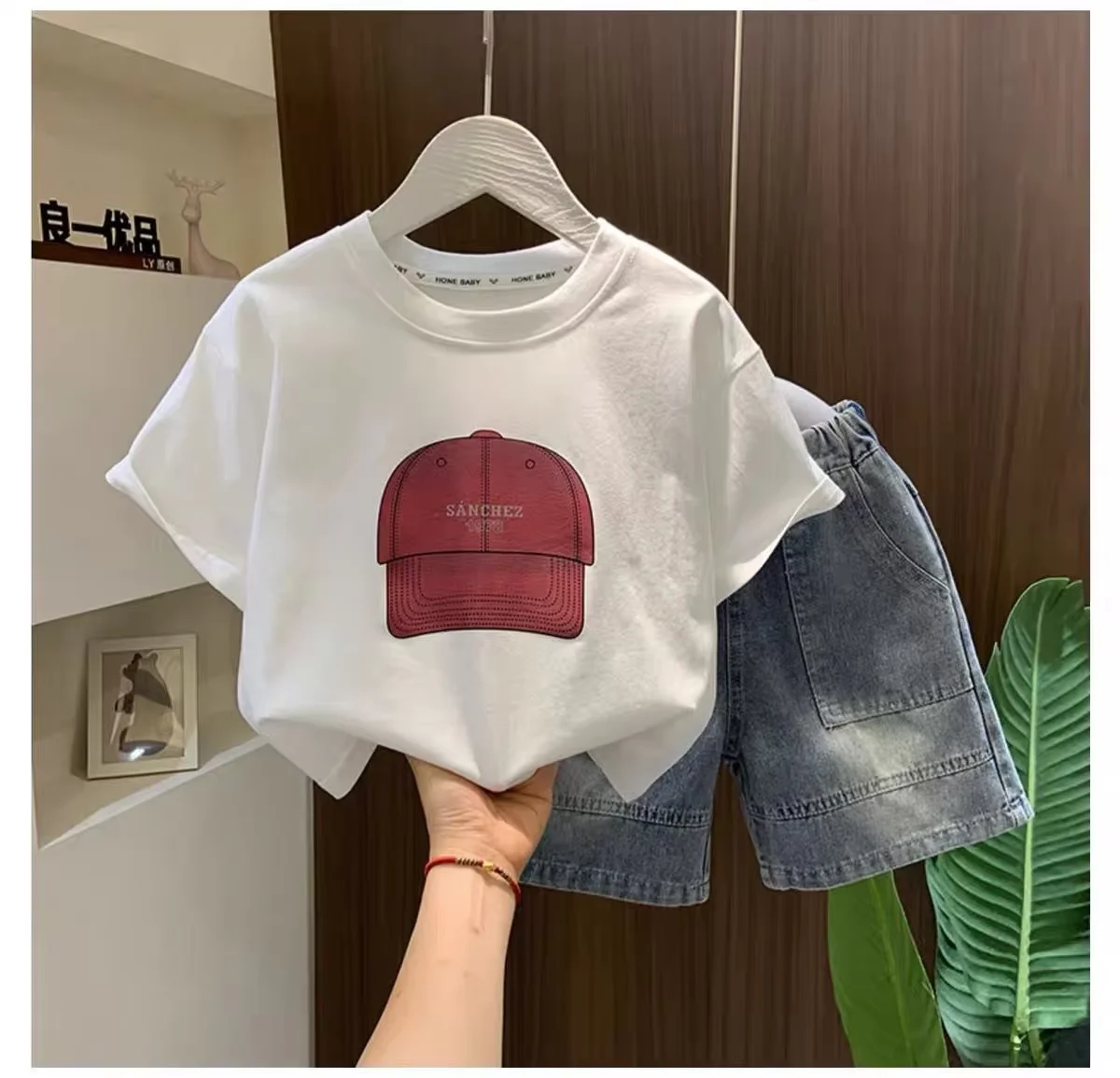 Boys' Summer Fashion Two-Piece Set Thin Short-Sleeved T-Shirt And Denim Shorts Combo for Kids 90-150cm