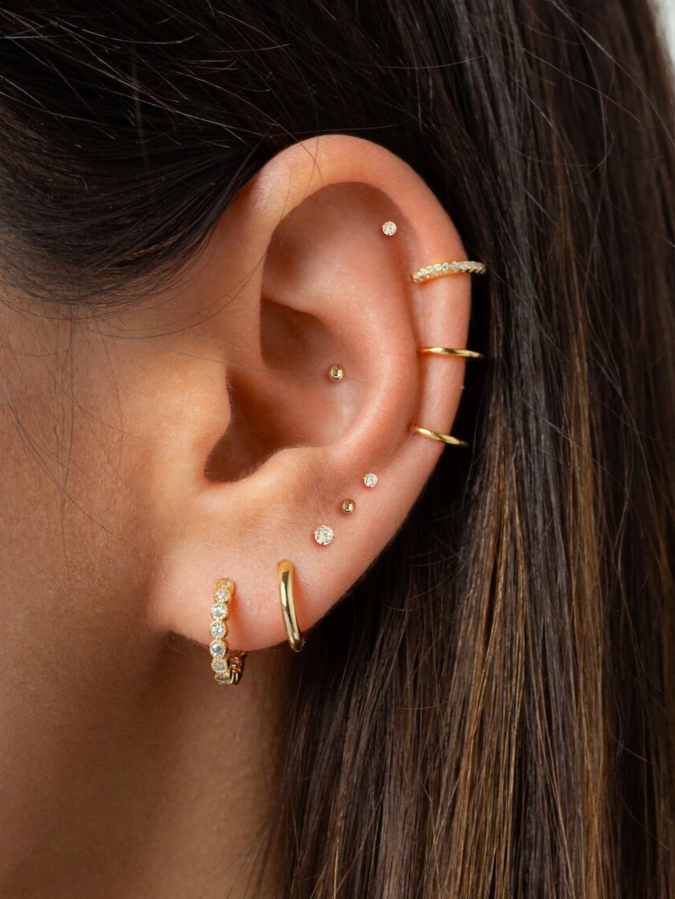 Thumbnail 2 - #8 Highest Rated Gold Earrings to Buy in 2026