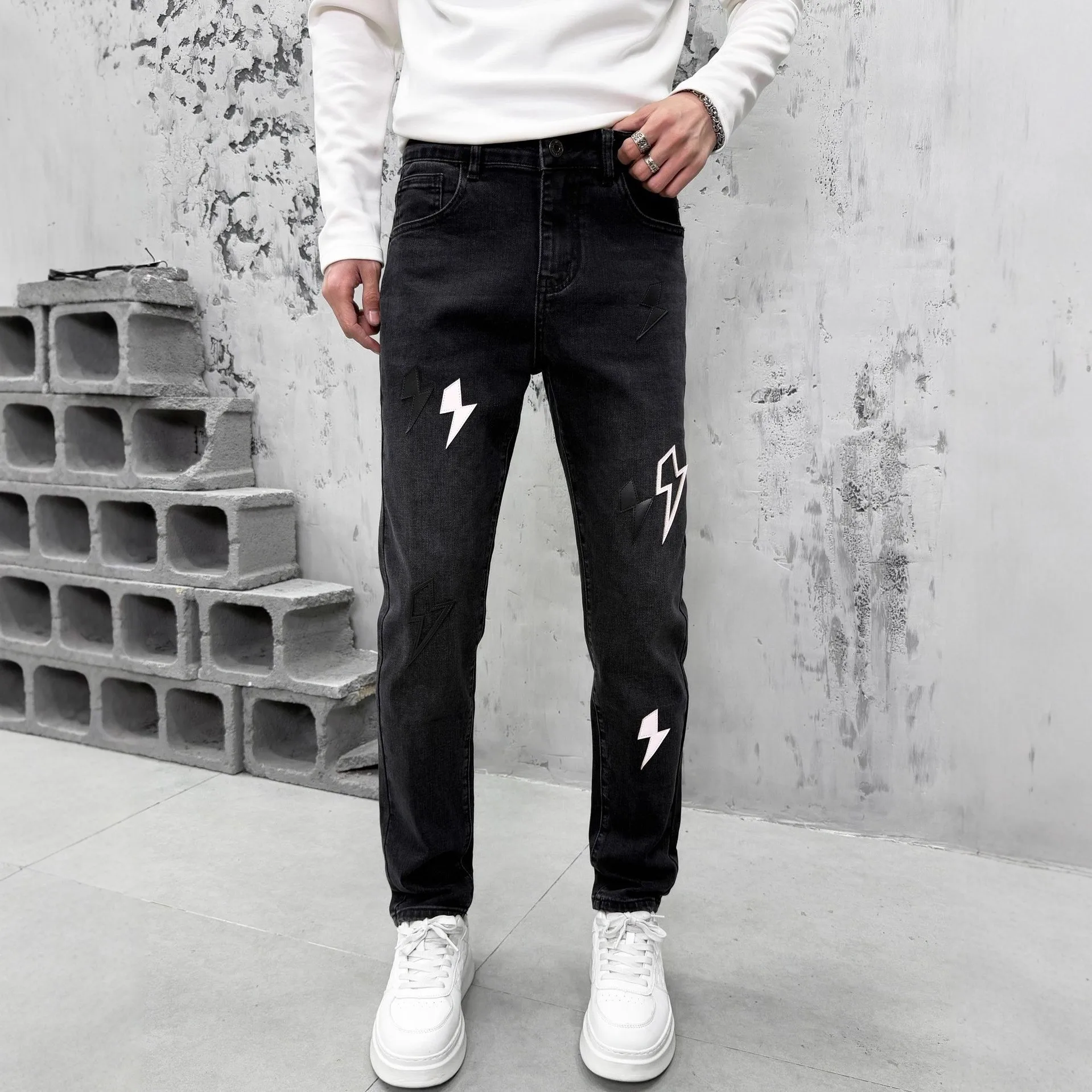 

Slim Fit Straight Leg Jeans Men's Black Grey Embroidery Quick Dry Cotton Youthful Style mid Waist Zipper Closure Spring Autumn