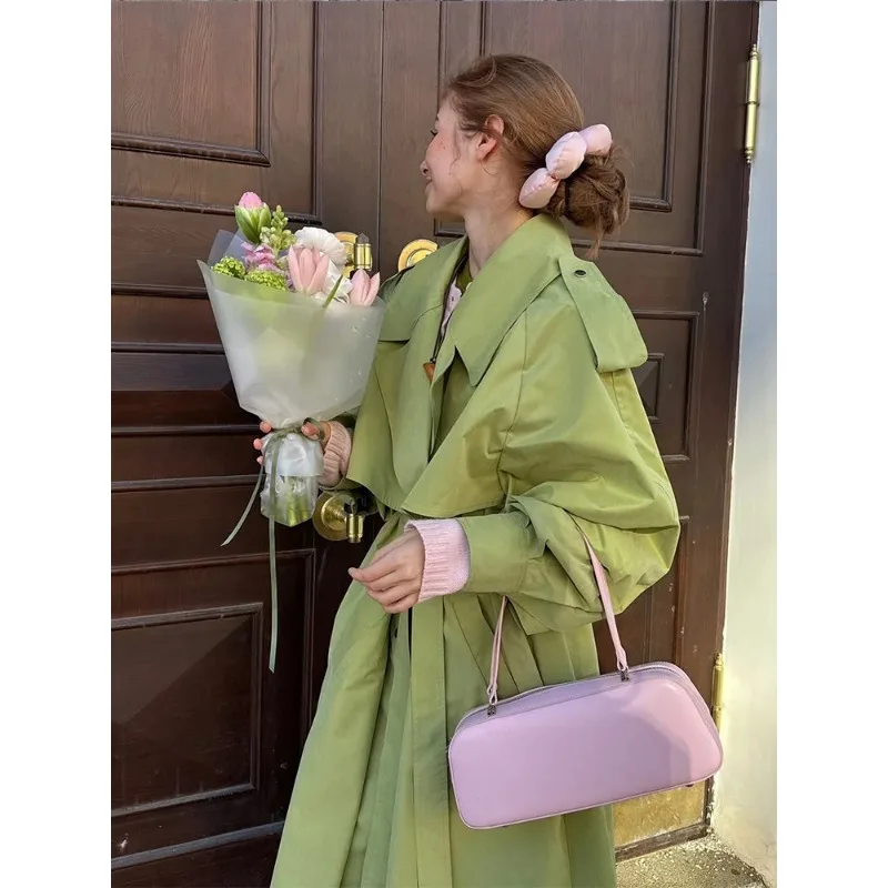 

Модная свободная верхняя одежда с поясом и длинными рукавами, шикарная новинка 2026, осенняя уличная женская верхняя одежда для путешествий и отдыха, женский зеленый плащ с лацканами