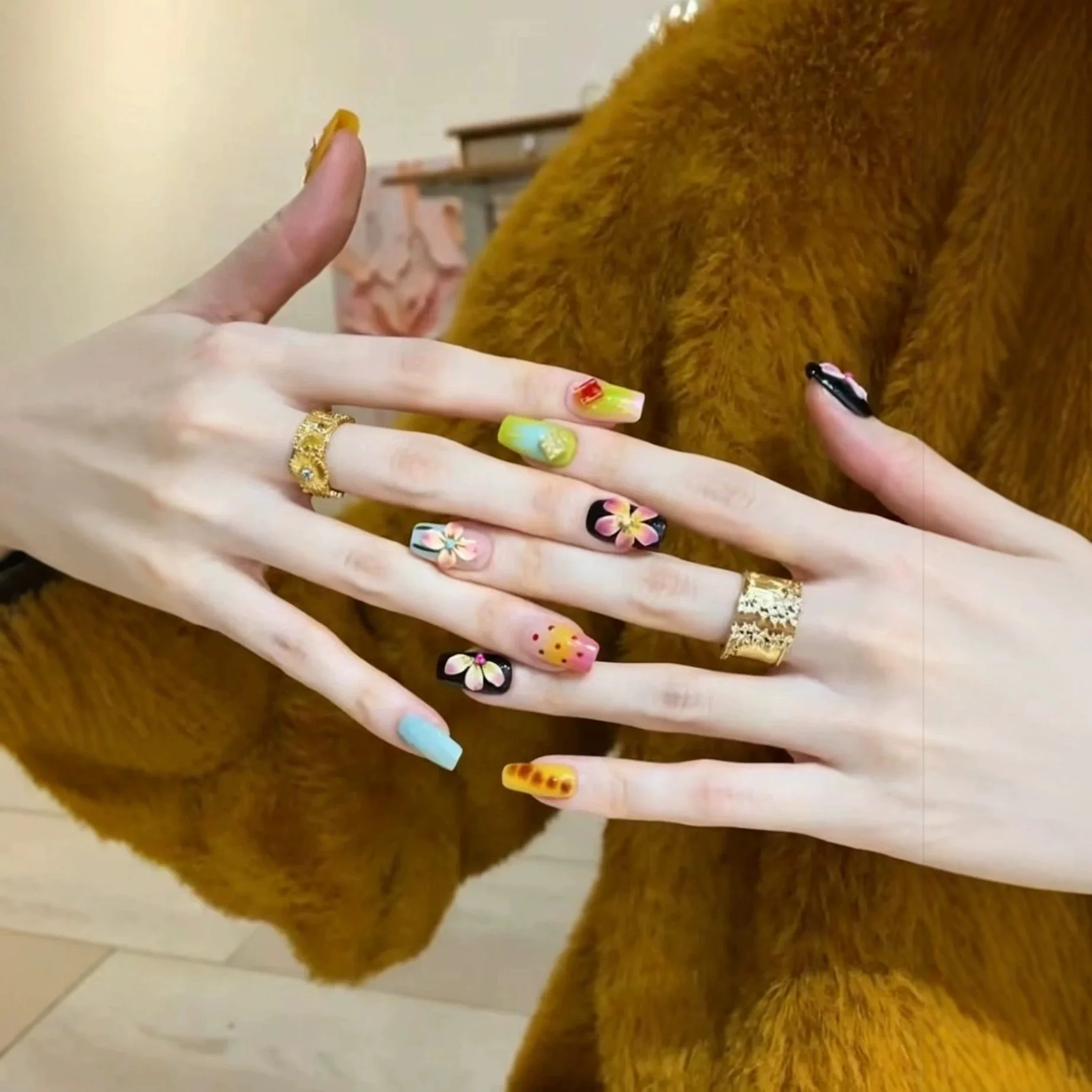 10pcs Handmade Middle Square Press On Nails Gradient Blending 3D Cavring Flower Design Sweet Cool Fake Nails Wearable Spice Girl