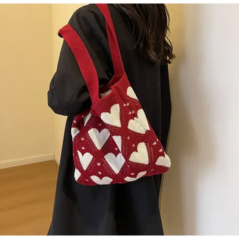 New Instagram Mesh Red Fashion Handbag Women\'s Knitted Wool Bucket Bag Hand Carrying Casual Tote Bag