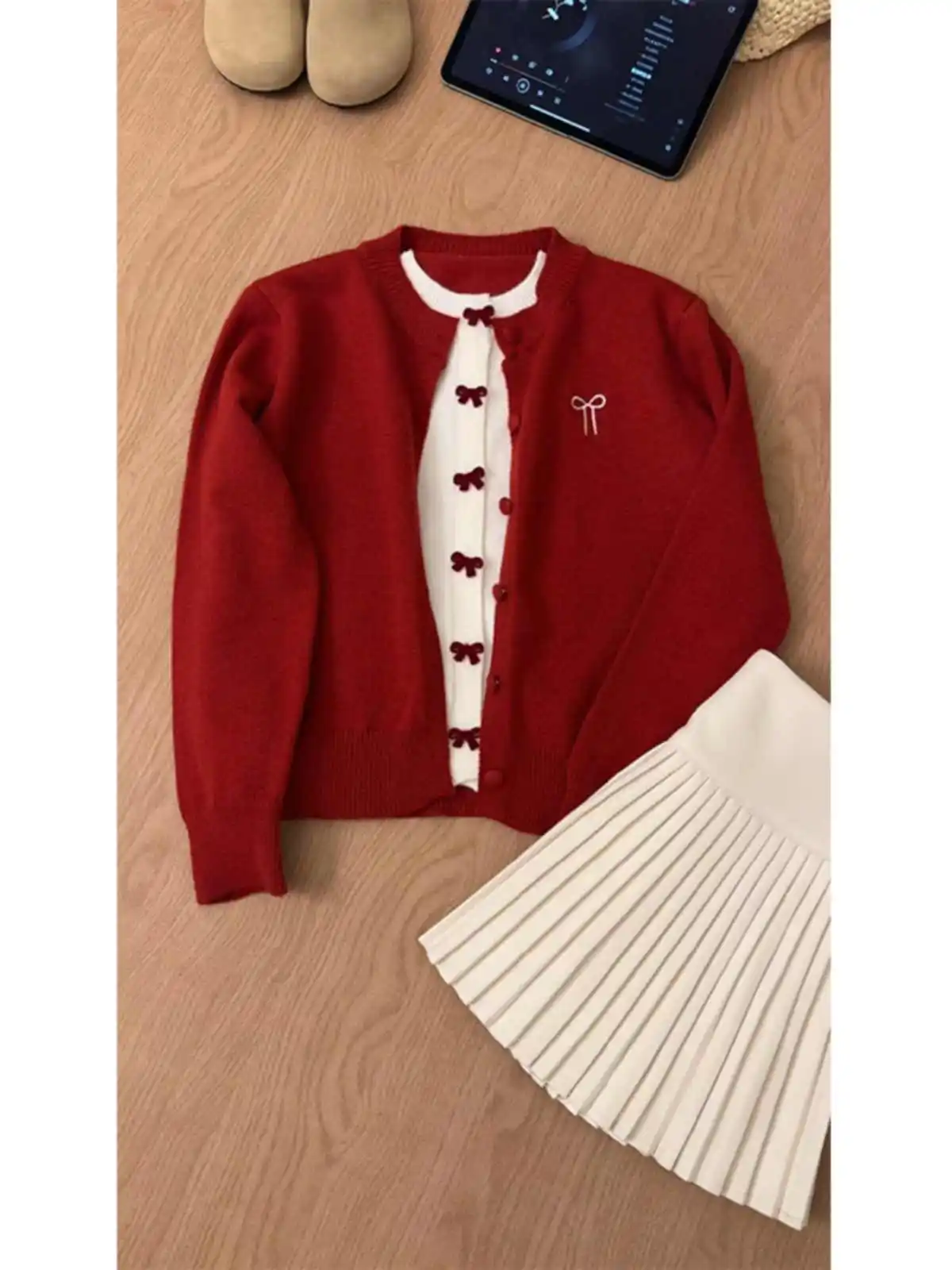 Christmas Red Fake Two Pieces Sweater Coats Women New Chic Bow Button Design Loose Knitted Cardigans Korean Style Knitwear Tops