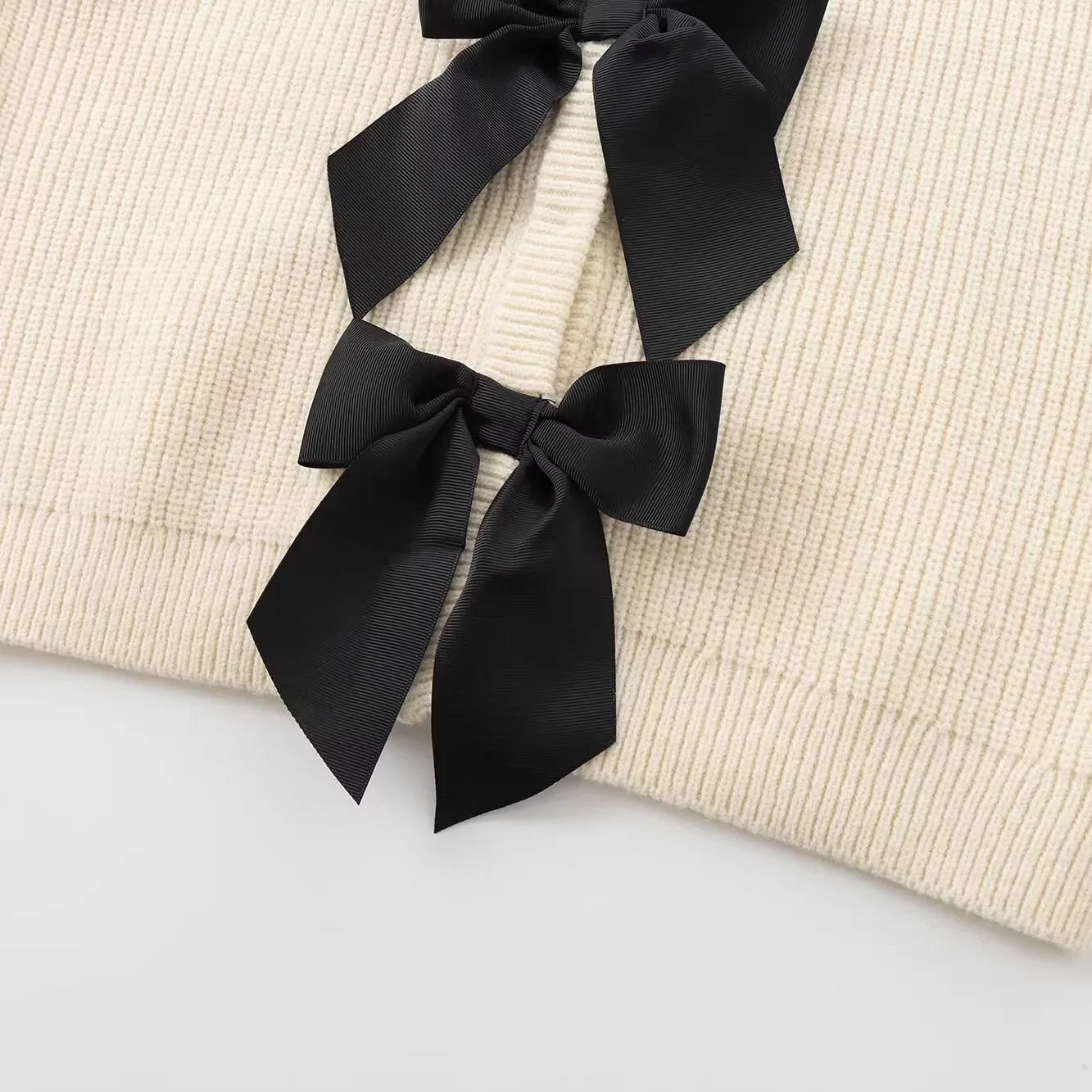 كارديجان نسائي من JNLEAOG بأكمام طويلة محبوك برقبة مستديرة ناعم ضيق مفتوح من الأمام للخريف أنيق من ألياف البوليستر الناعمة مع...