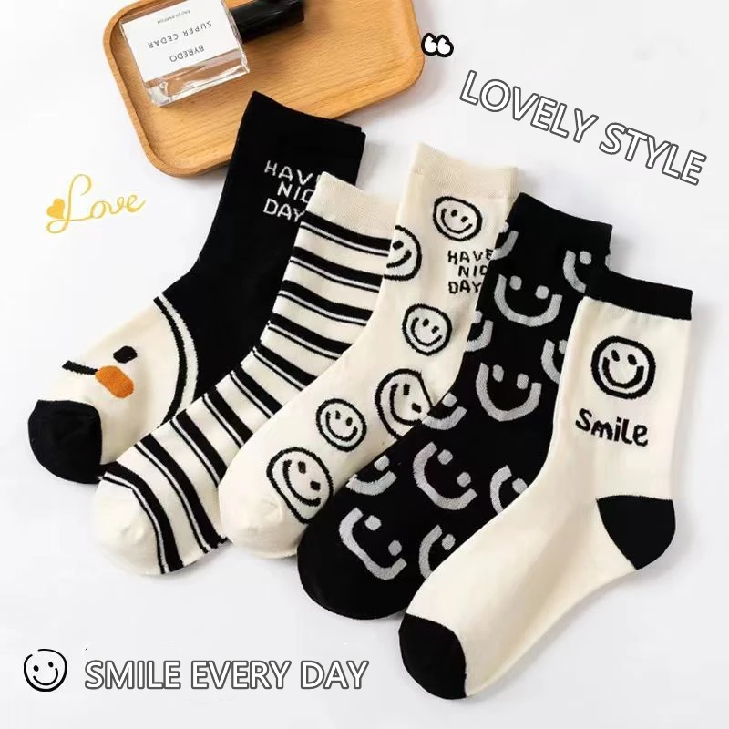 

5 Pairs Women Socks Cotton Girl Funny Cartoon Kawaii Animals Fruit Tube Socks Butterflies Long Socks Female Pink Milk White Sox