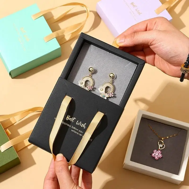 صندوق مجوهرات فاخر صندوق هدايا قابل للحمل مع مقبض شريطي وأقراط قلادة #4